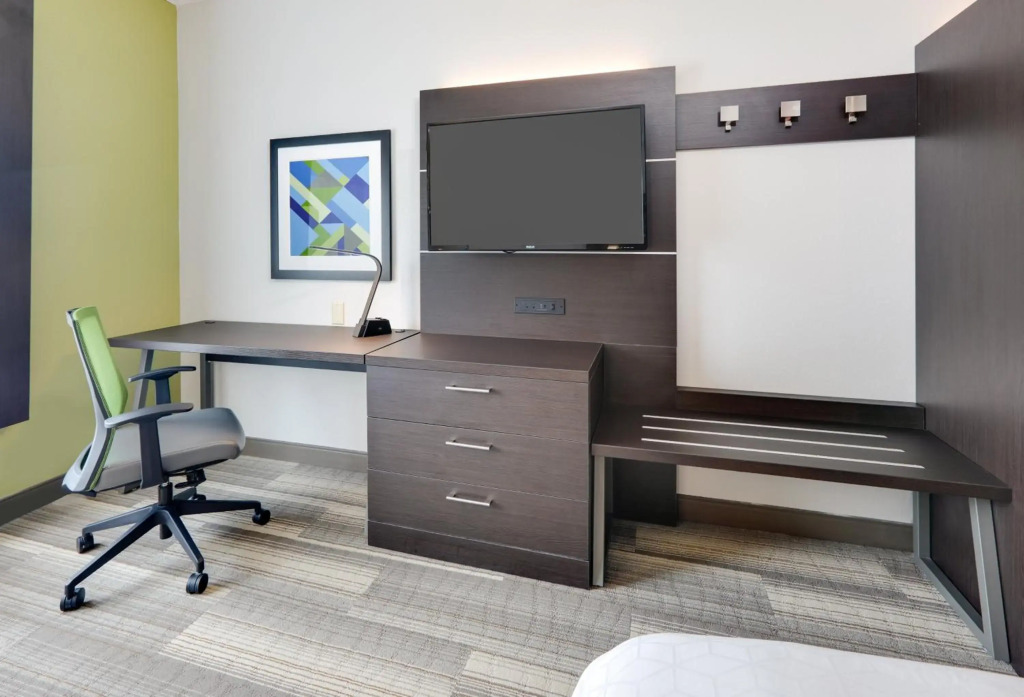 Holiday Inn Express Hotel & Suites Dublin by IHG