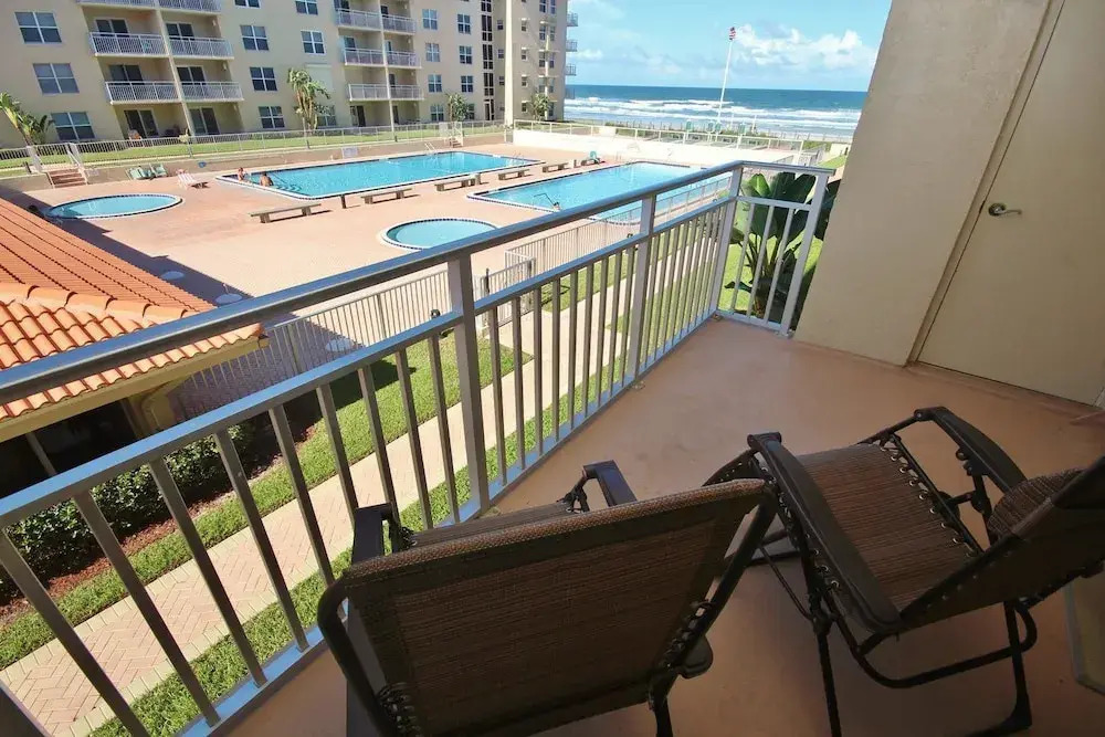 Sea Coast Gardens III 211 Apartment 3