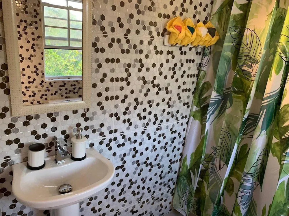 Story Villa 2 Bedrooms with Mountain & Ocean View