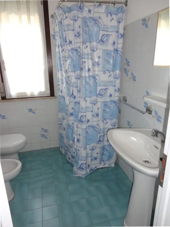 Bright Apartment Near the Beach With a Lovely Terrace by Beahost Rentals