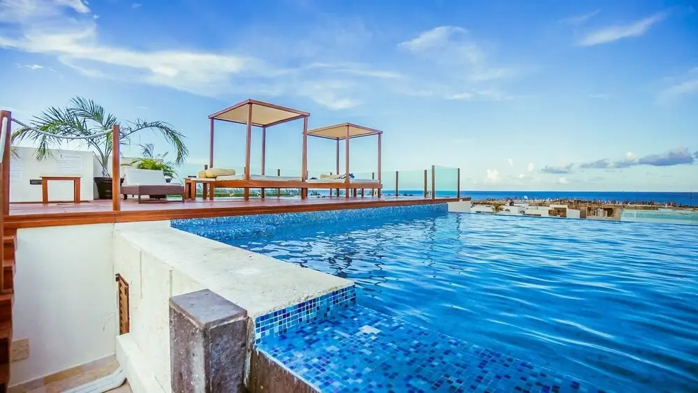 Las Brisas 401 3 Bedroom Condo by RedAwning