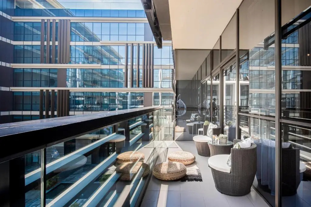 Nasma Luxury Stays - City Walk