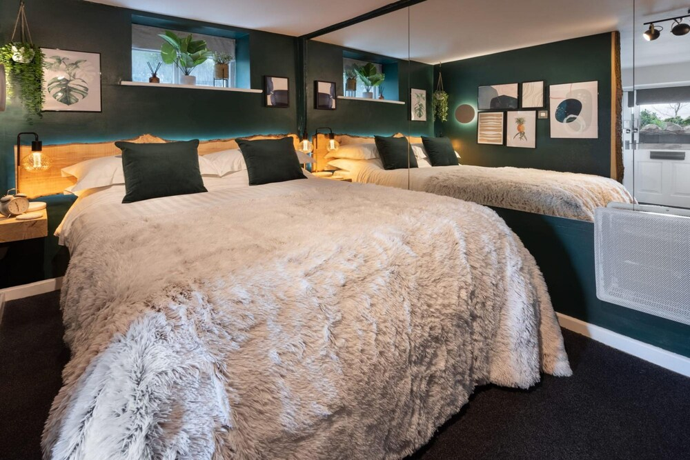 Eden Escape - Comfy Apartment Quiet Neighbourhood