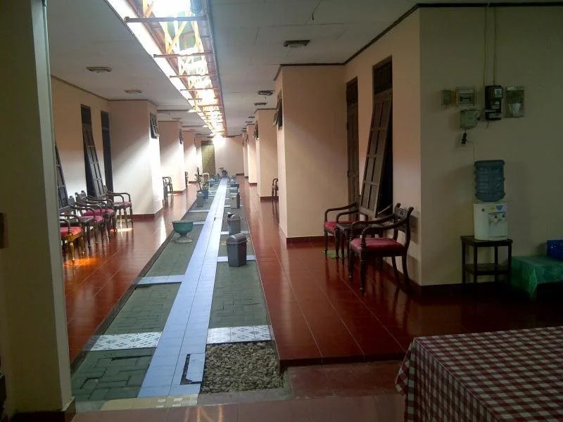 Cepuri Hotel