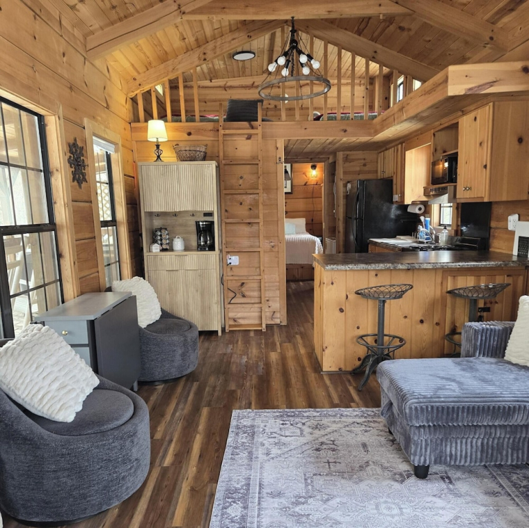 Linville River Log Cabins