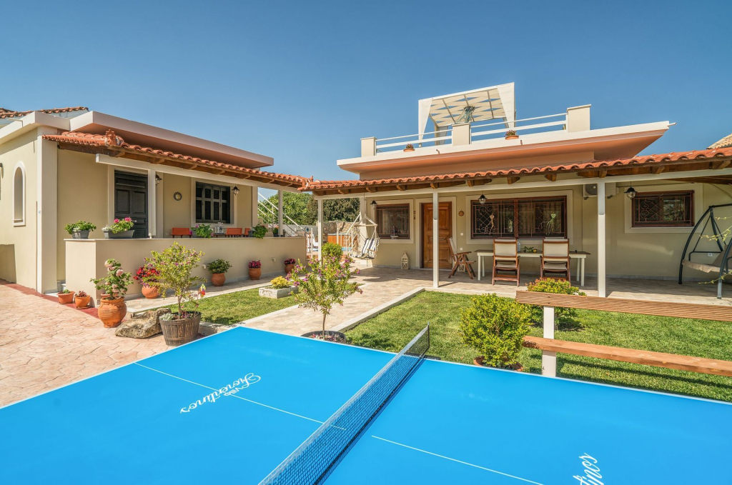 Fiorentinos Villa