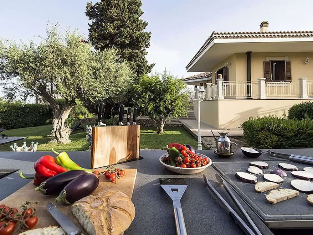 Lovely Luxury Villa With Private Pool Near the Center of Syracuse