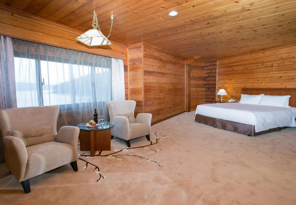 LeaLea Garden Hotels - Moon Lake