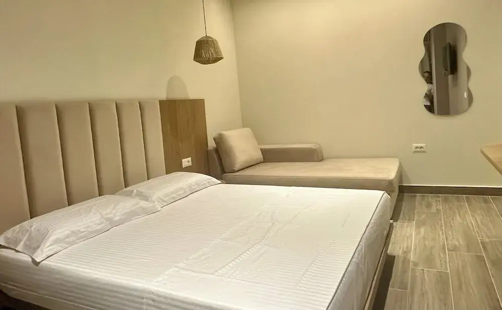 Mirage Bay Deluxe