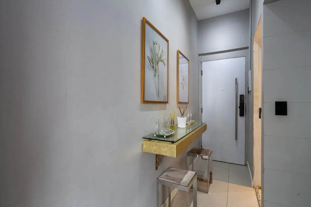Apartamento no Centro com Wifi e a 500m do Metr
