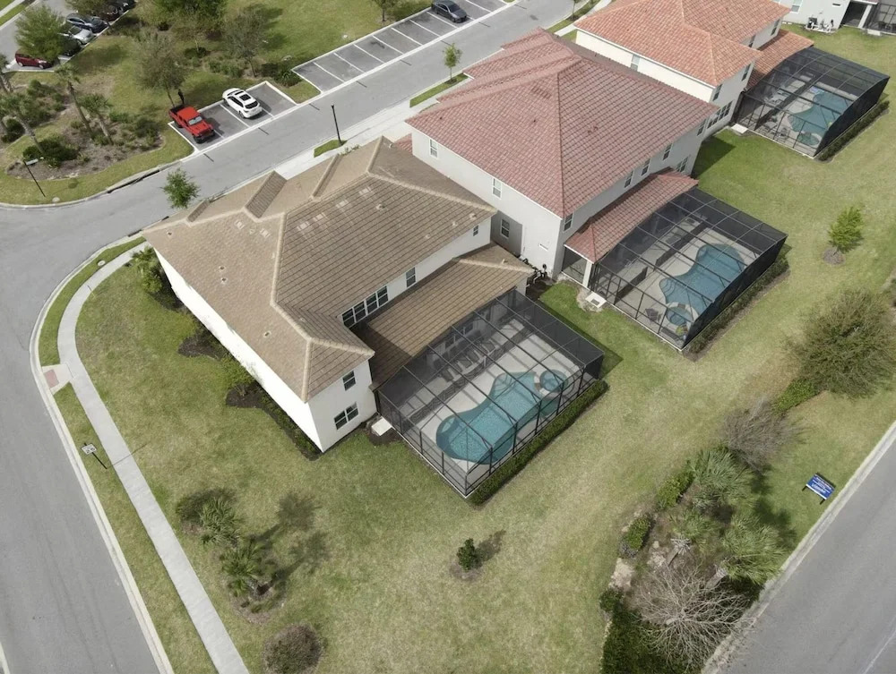 Luxury 13 Bedroom Disney Villa Pool SPA Game Room WI-FI villa