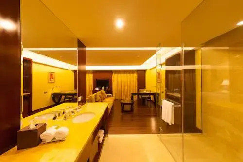 Riz-Carlsen Hotel Dandong
