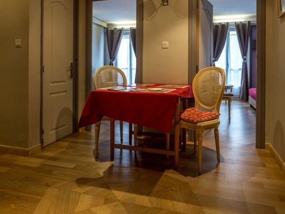 Le 23 Rue des Têtes