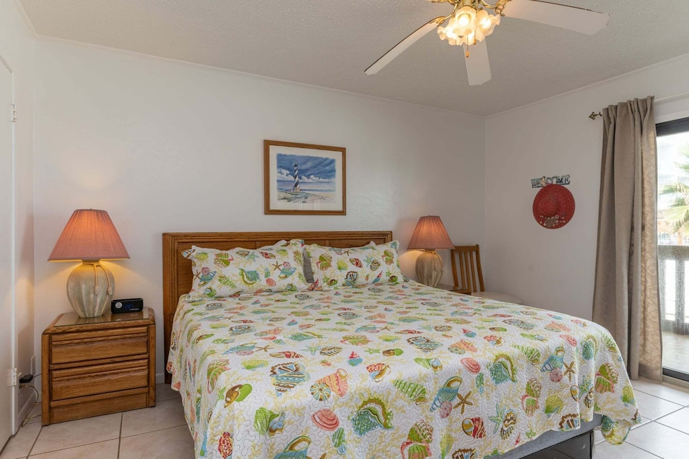 Tiki 224 - 1br Condo With King Bed Close To Beach 1 Bedroom Condo