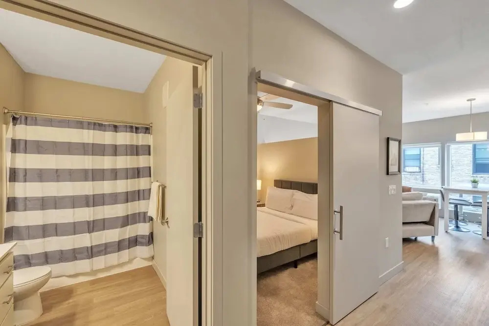 Comfortable 1BD Vector Suite With 95 Walkscore
