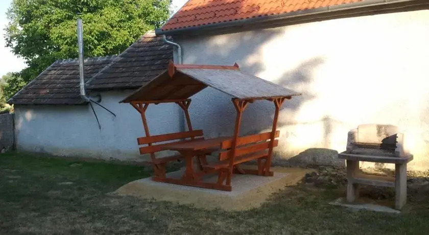 Akác Vendégház