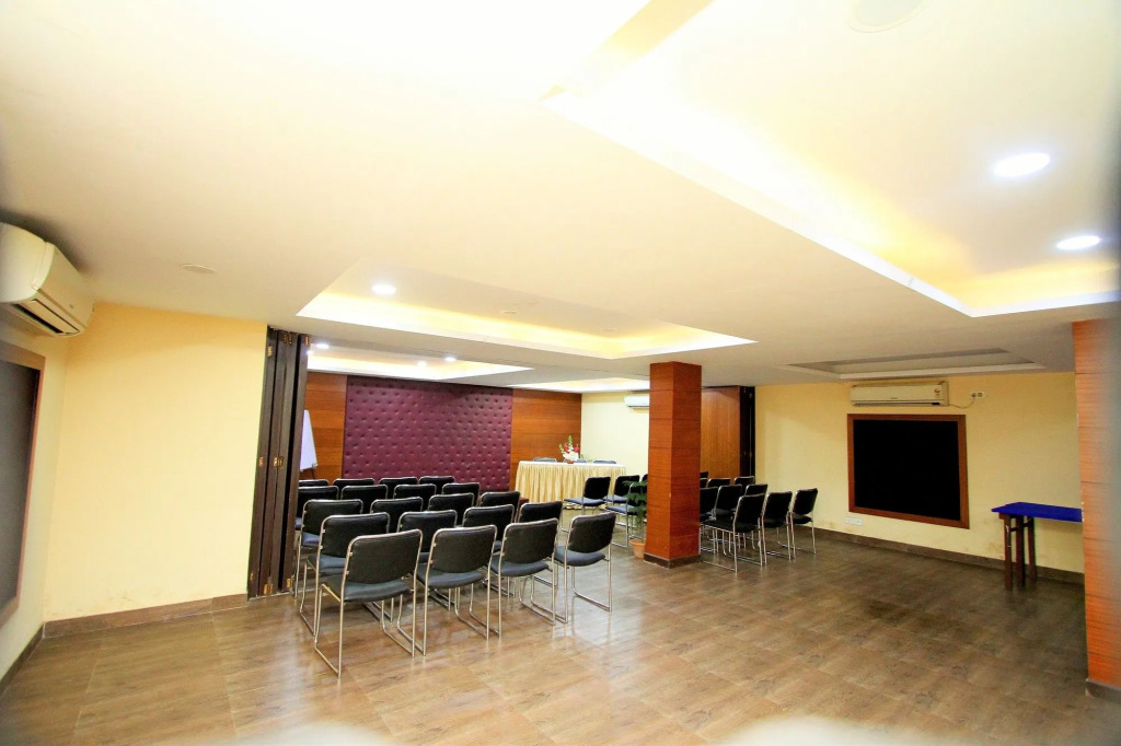 Hotel Crestwood