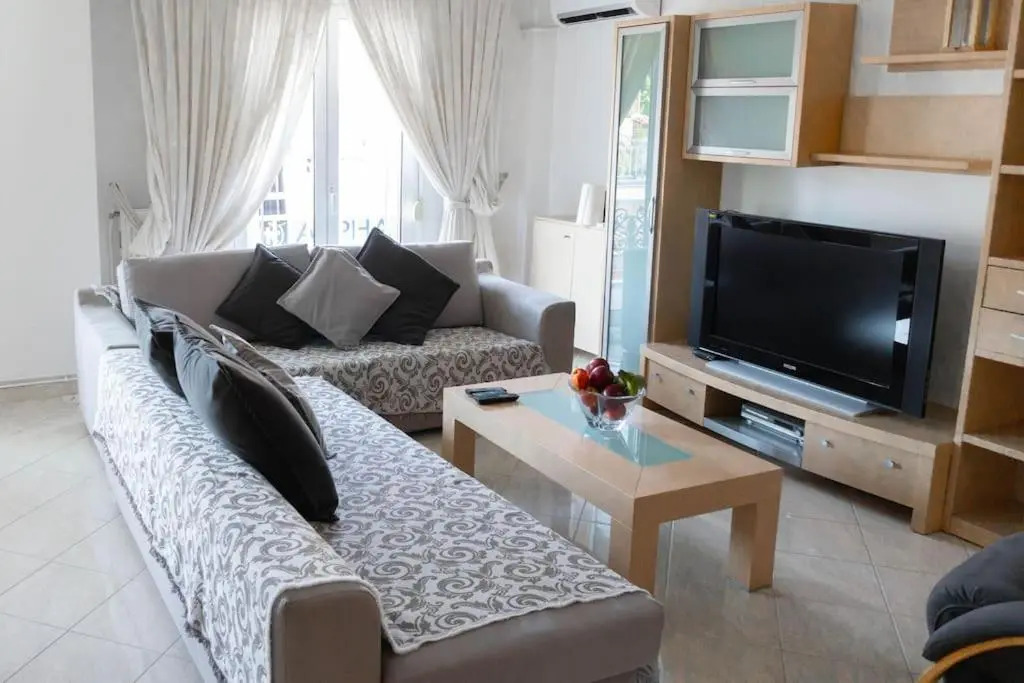 2 bedroom holiday flat, renovated, in the centre