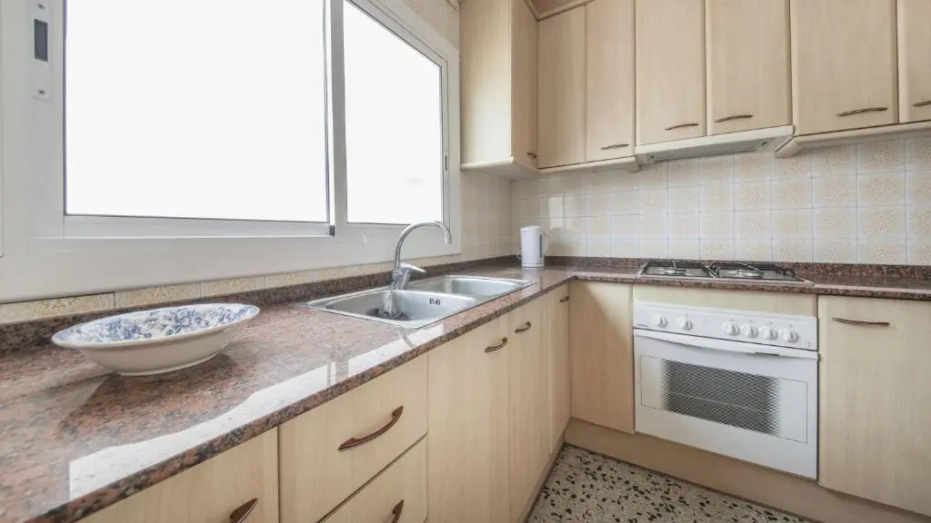 R28 Apartamento Montserrat 11-3