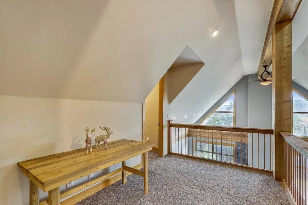 Luxury 5 Bedroom Pet-friendly Home in Breckenridge - 2 Miles to Main Street