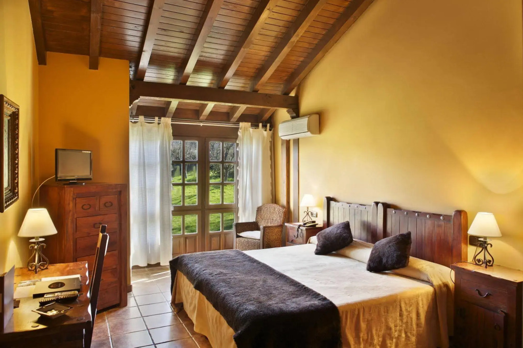 Hotel La Corte de Lugás