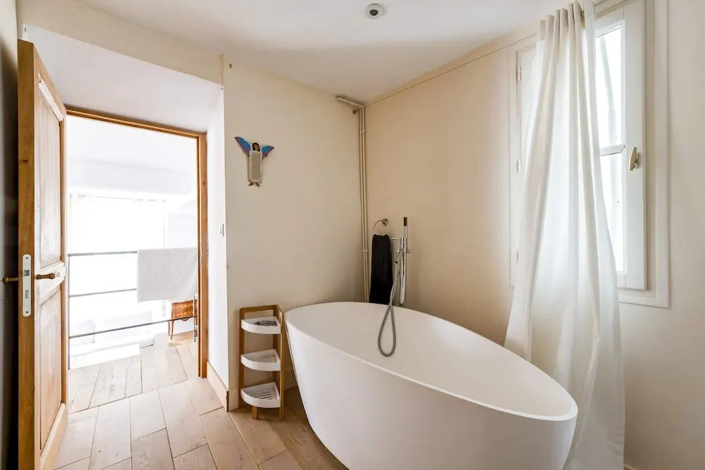 Beautiful Designer Apartment With a Stamp - Marais