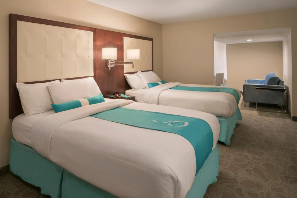 Aqua Blue Hotel
