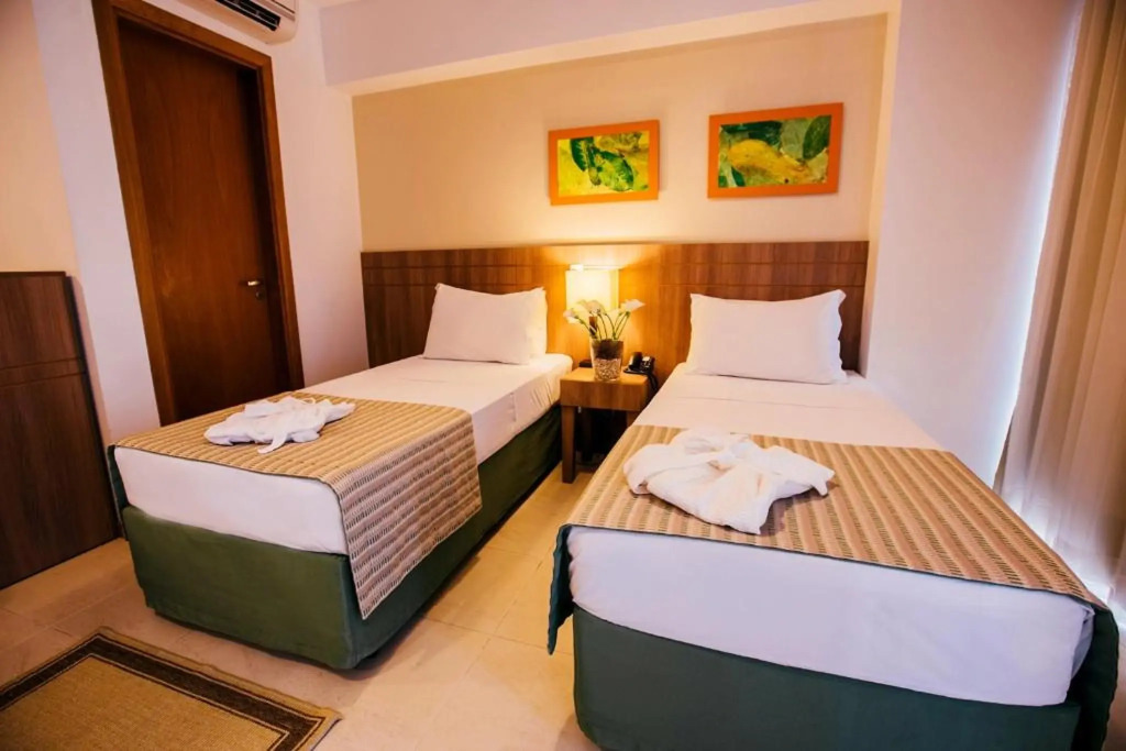Saint Moritz Hplus Express
