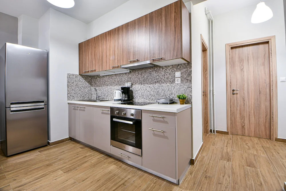 Serene n modern renovated flat