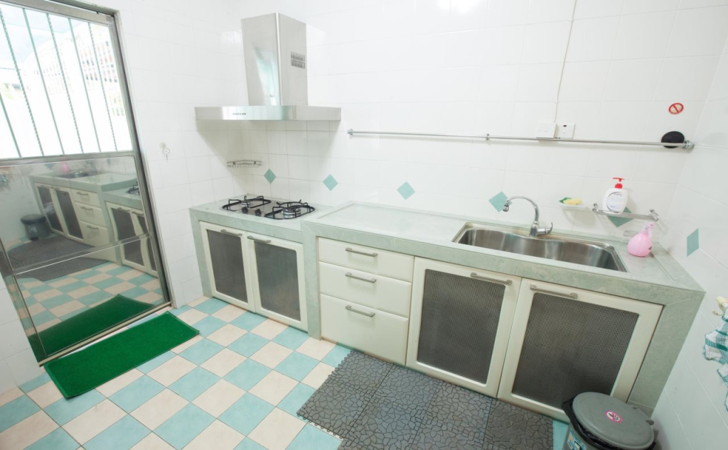 Natol Homestay - Sydney Batu Kawa MJC New Townships