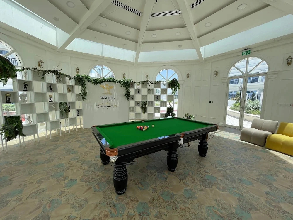 Luxury 1BHK Near Miracle Garden Arjan
