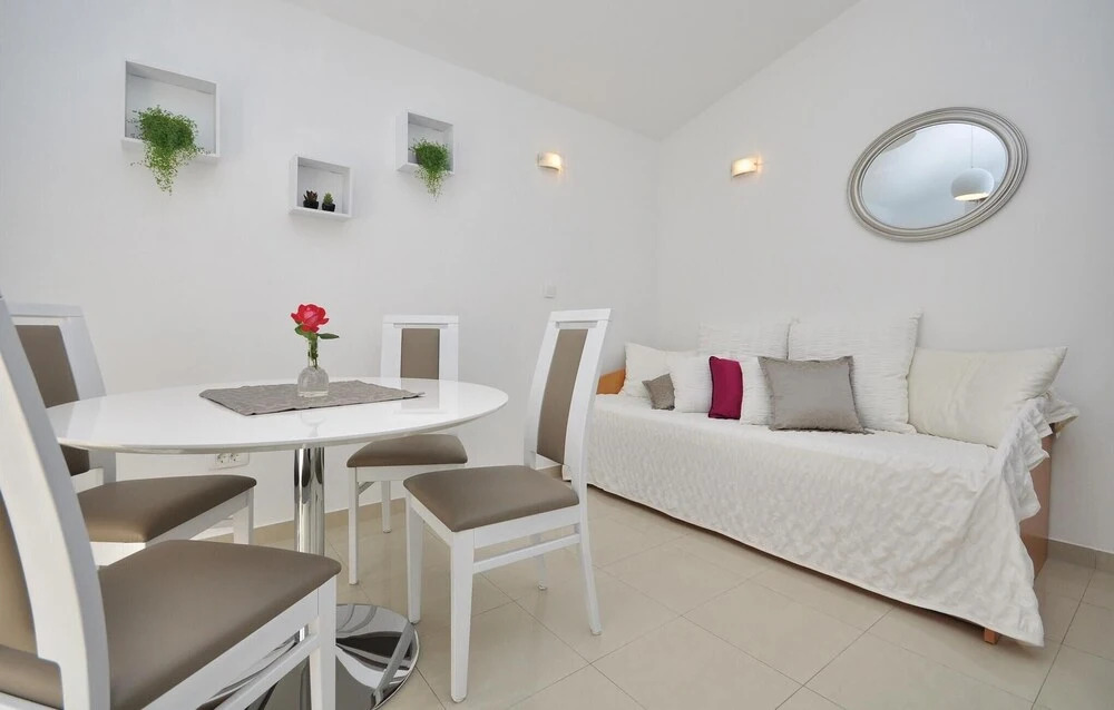 Nice Home in Stobrec With Sauna, Wifi and Outdoor Swimming Pool