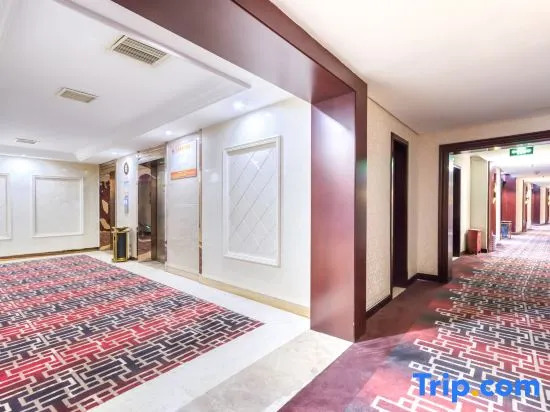 Shun Feng Hotel