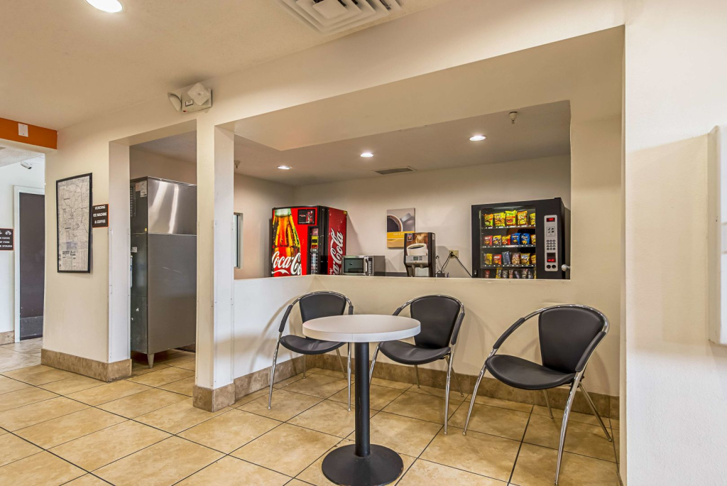 Motel 6 Indianapolis Carmel