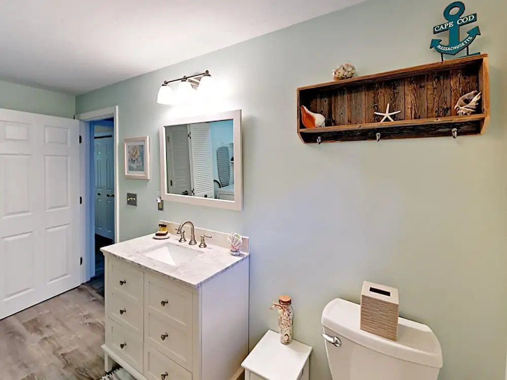 75 Lake St Home 3 Bedrooms 2 Bathrooms Home