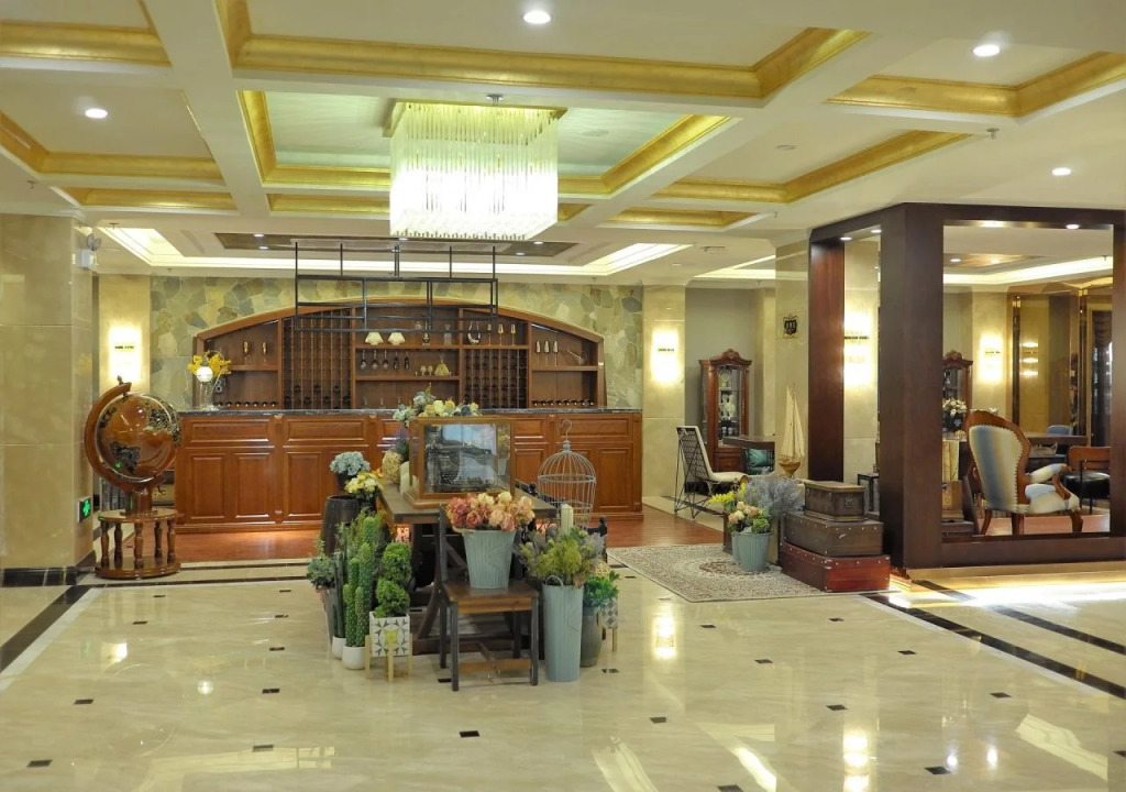 James Joyce Coffetel Kunming Yunnan University Cuihu
