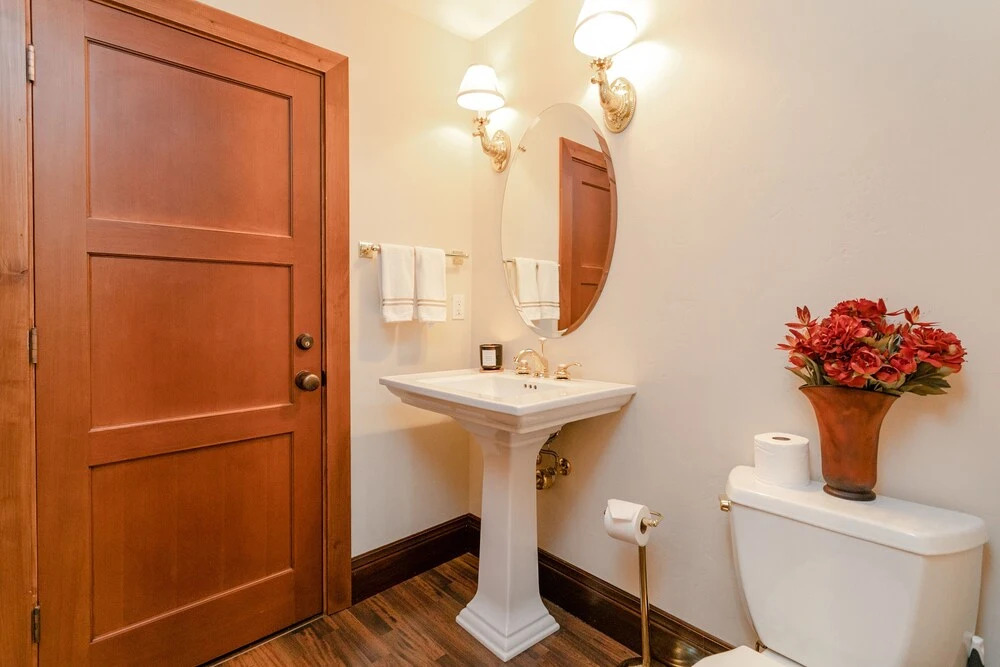 Incredible 2 Story Condo On Ajax