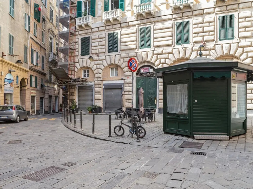 Modern Apartment in Genova Near Christopher Columbus House