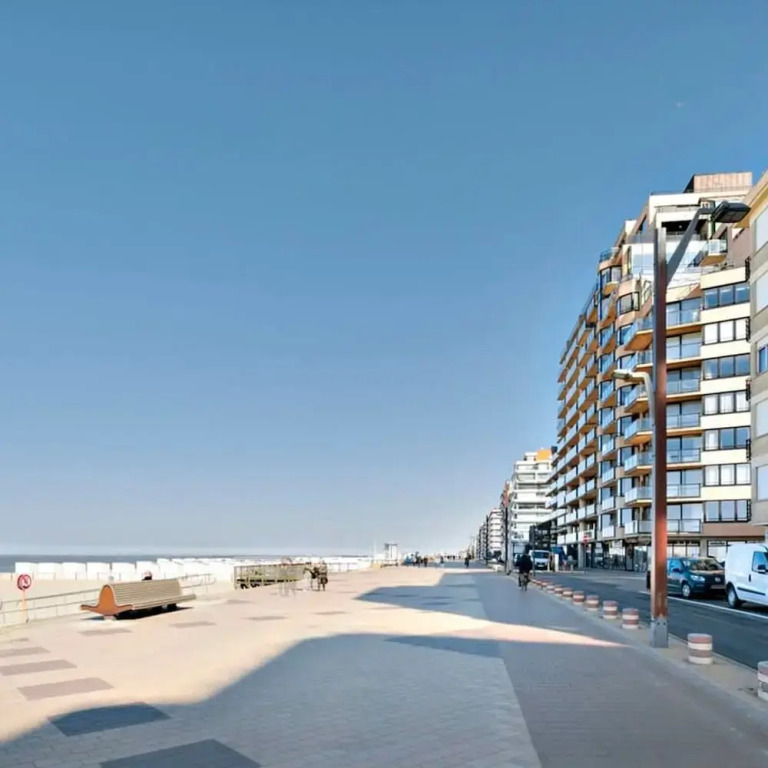 Comfy 1-bedroom Apartment With Side Seaview