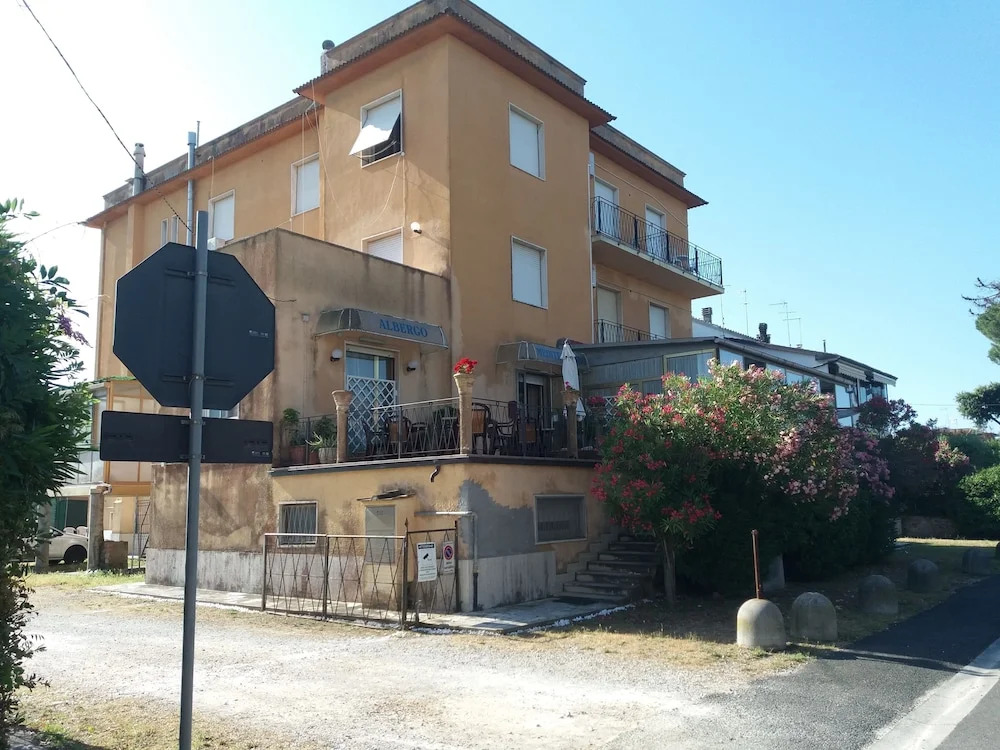 Hotel Mediterraneo