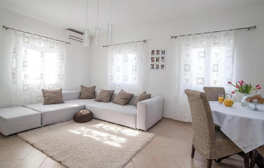 Awesome Apartment in Sutivan With Wifi and 3 Bedrooms