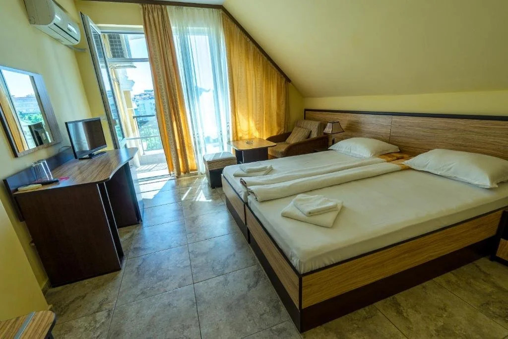 Hotel Luxor