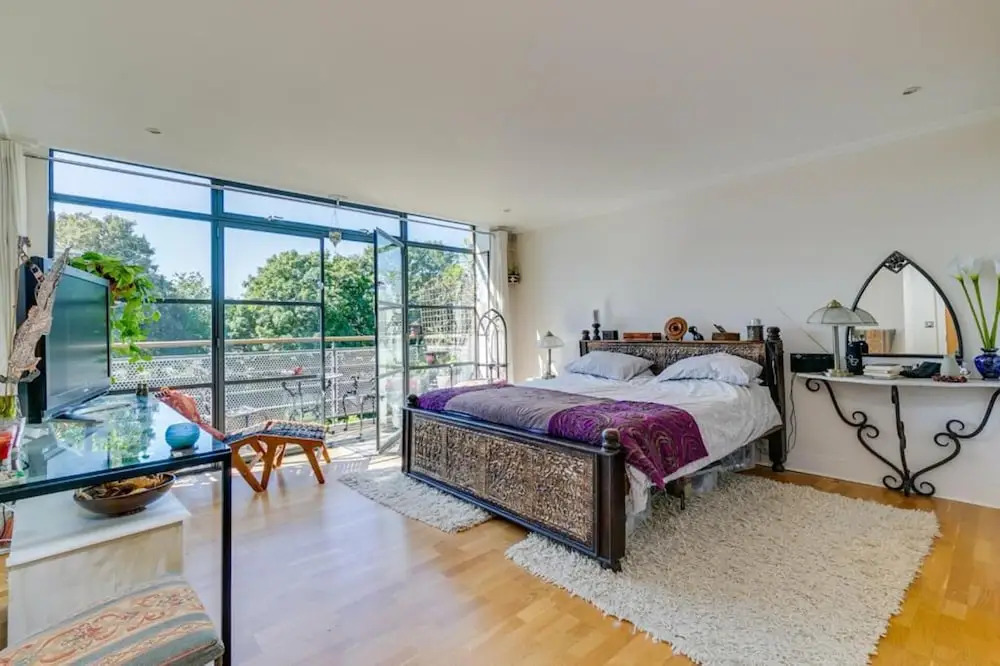 Brand New 2-bed Apartment in Brentford Kew Gardens