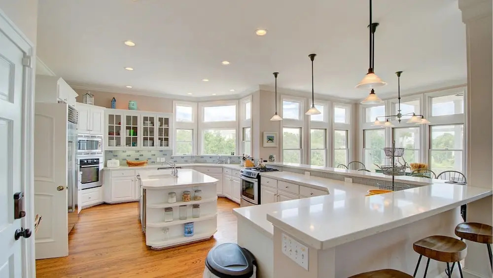 #102 Eastland House 7 Bedrooms 6.5 Bathrooms Home