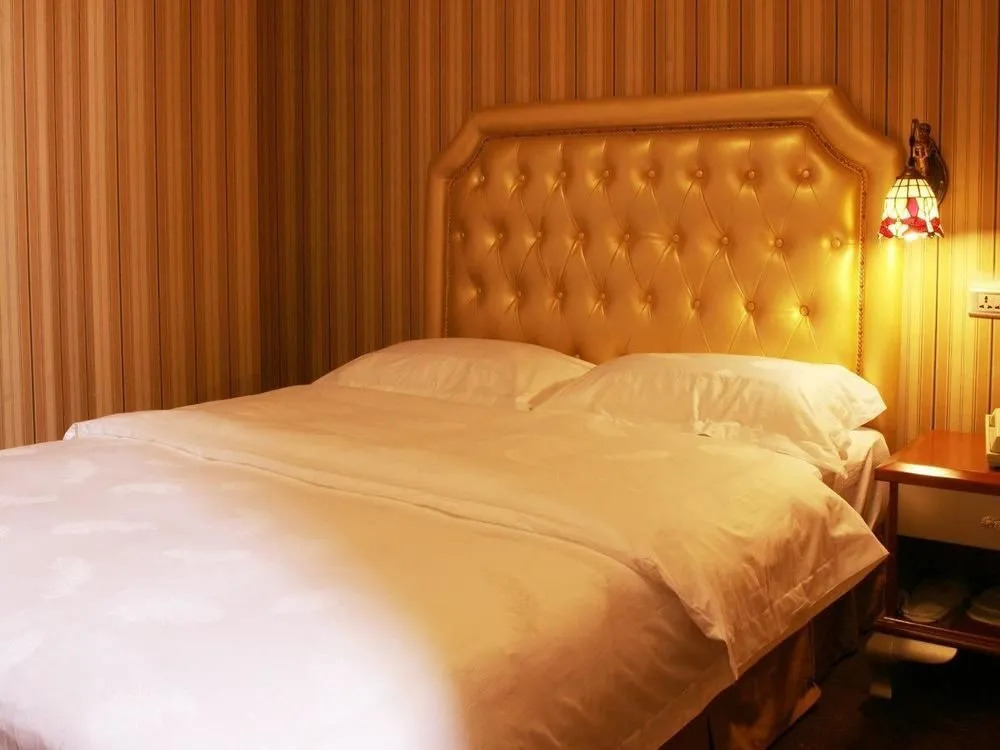 Liuguang Yicai Theme Hotel Harbin