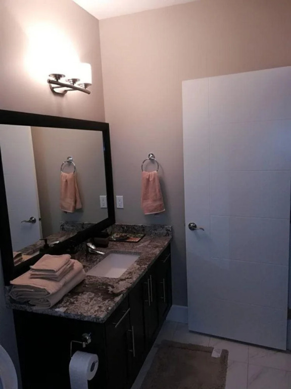 McConachie Luxury Inn