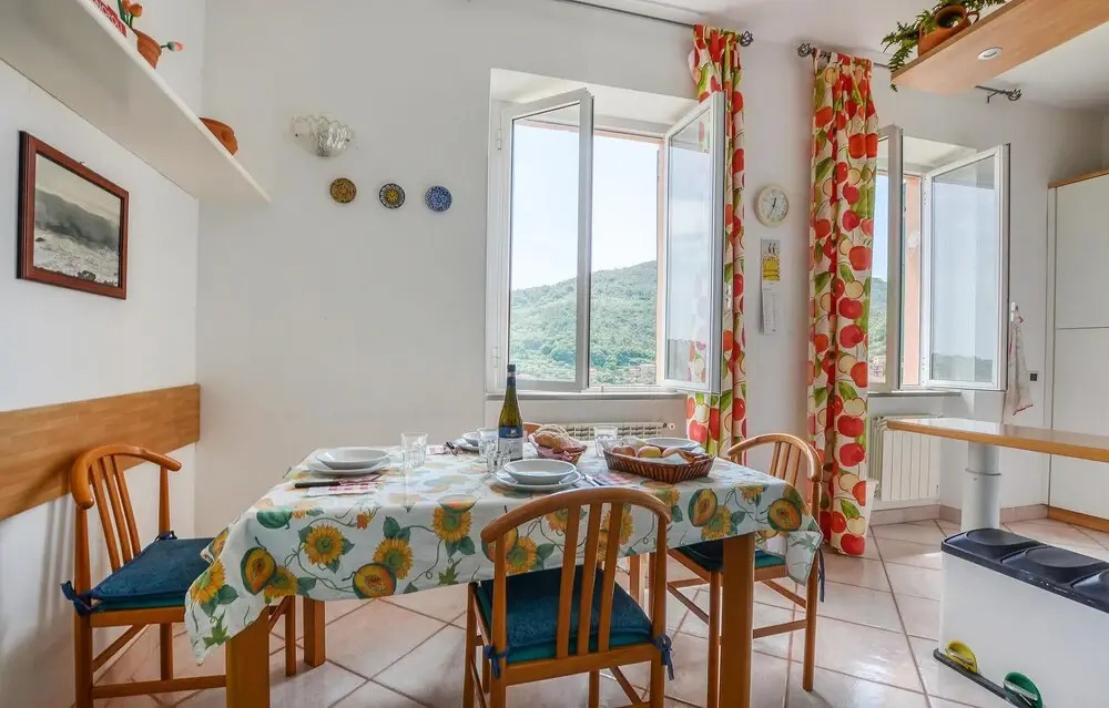 Beautiful Apartment in Portovenere With 2 Bedrooms