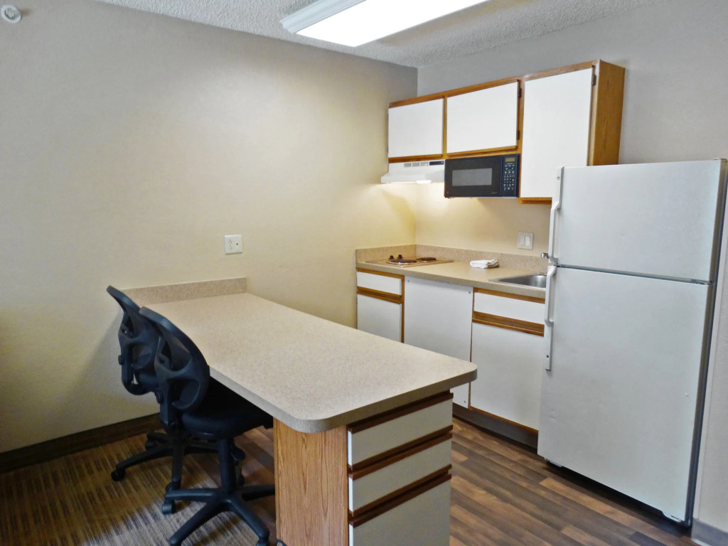 Extended Stay America Suites - Cincinnati - Blue Ash - Reed Hartman
