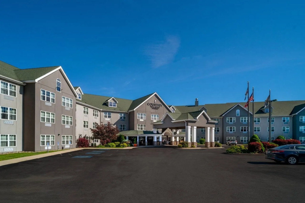 Country Inn & Suites by Radisson, Dunbar - Charleston