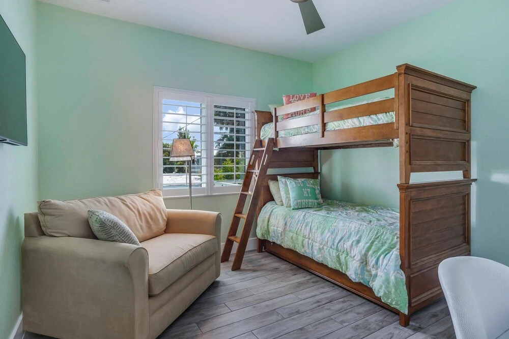 256 Pearl Street by Coastal Vacation Properties